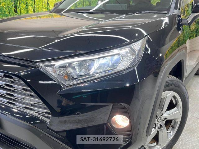 Toyota RAV4 2021-01 7224111-11