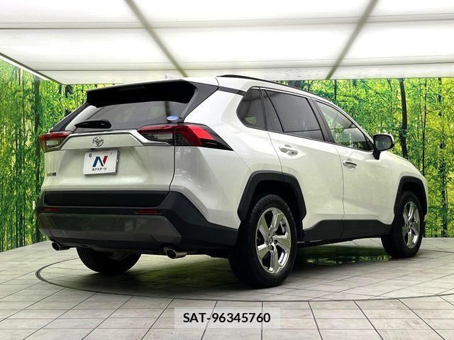 Toyota RAV4 2021-04 7224117-16