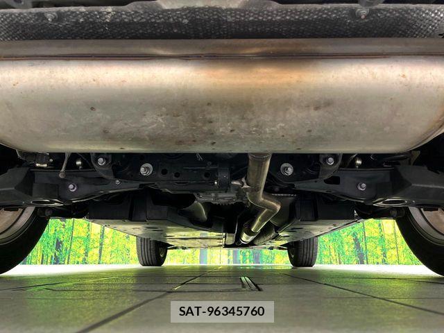 Toyota RAV4 2021-04 7224117-18