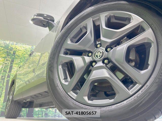 Toyota RAV4 2023-08 7224136-12