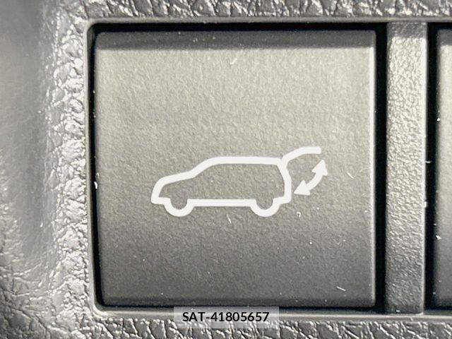 Toyota RAV4 2023-08 7224136-5