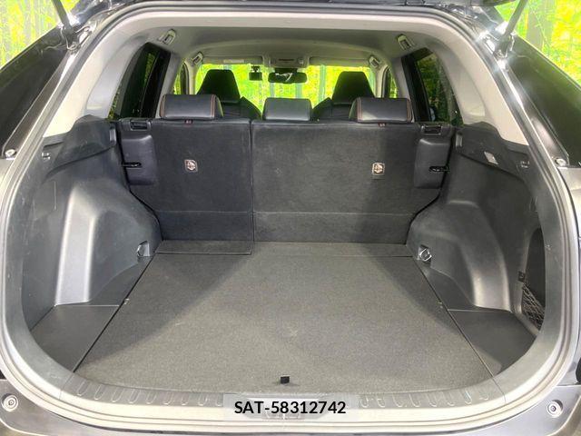 Toyota RAV4 2021-07 7224119-9