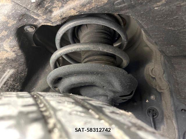 Toyota RAV4 2021-07 7224119-19