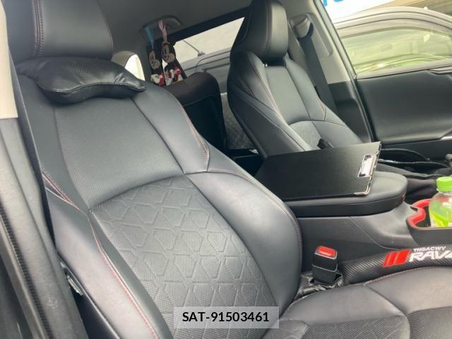 Toyota RAV4 2022-02 7224129-12