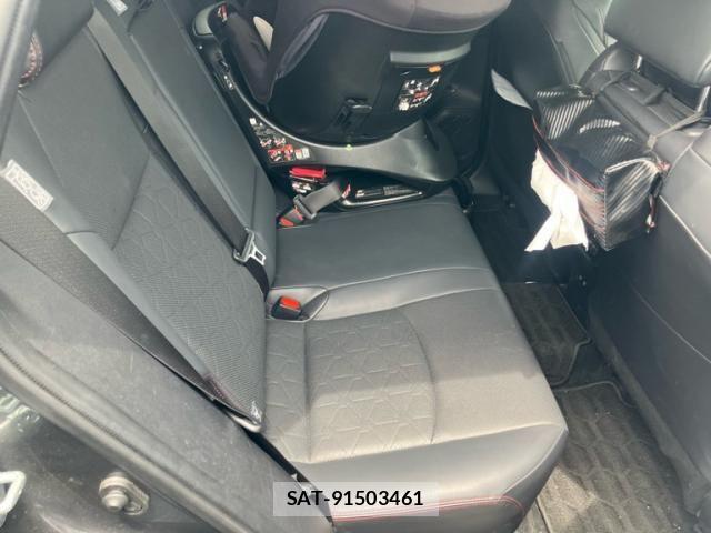 Toyota RAV4 2022-02 7224129-13