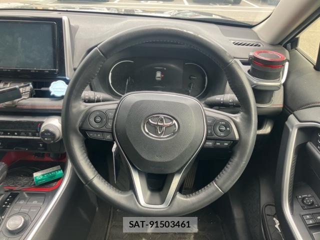 Toyota RAV4 2022-02 7224129-17
