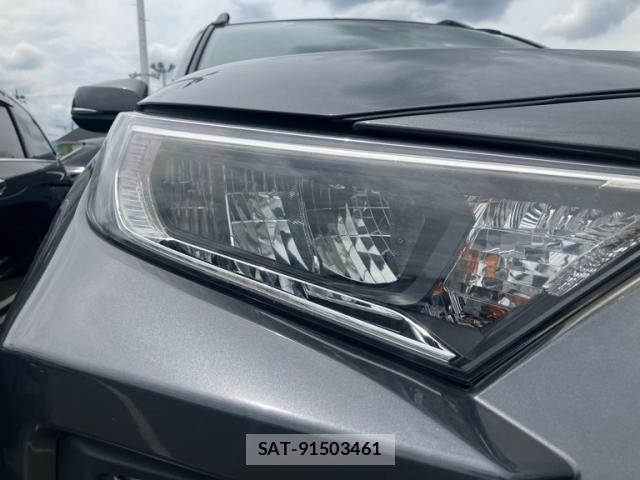 Toyota RAV4 2022-02 7224129-2