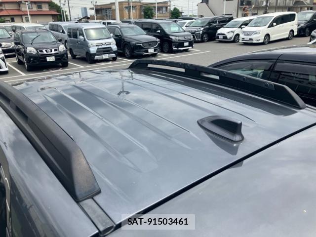 Toyota RAV4 2022-02 7224129-5