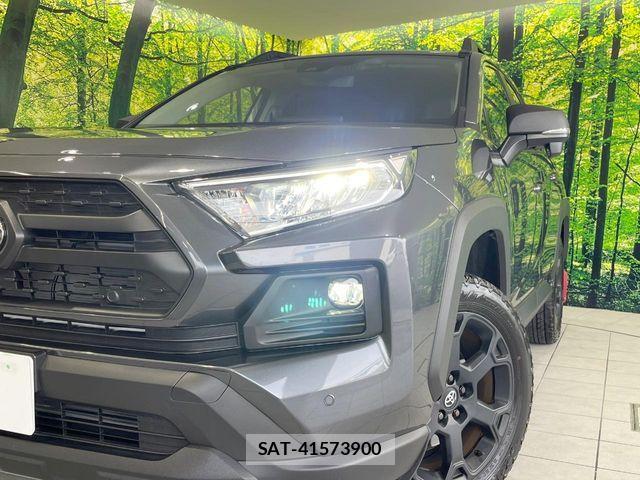 Toyota RAV4 2024-04 7224144-11