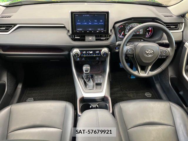 Toyota RAV4 2020-01 7224079-1