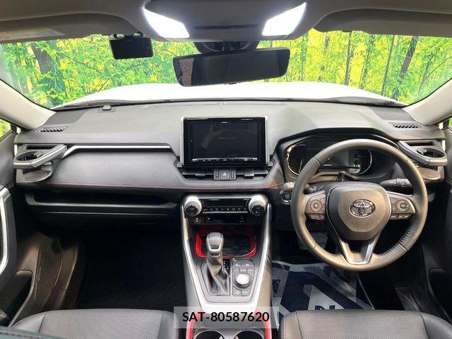 Toyota RAV4 2021-11 7224120-1