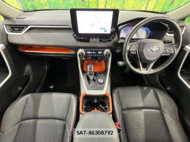 Toyota RAV4 2023-02 7224134-1