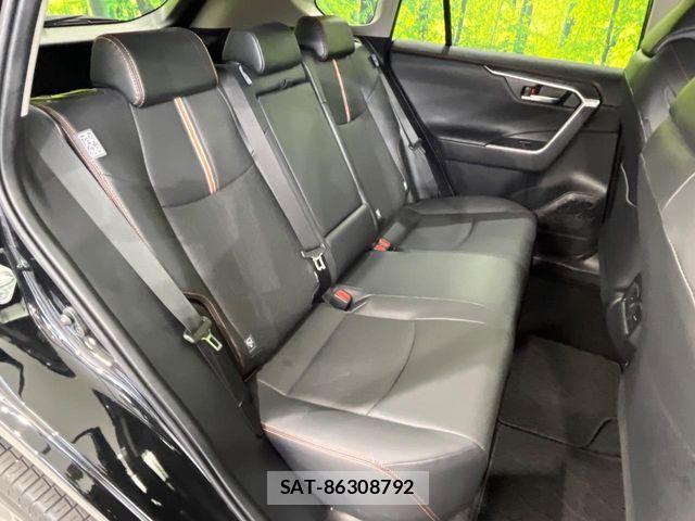 Toyota RAV4 2023-02 7224134-8