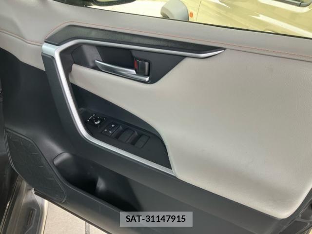 Toyota RAV4 2020-01 7224078-15