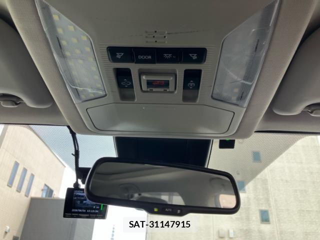 Toyota RAV4 2020-01 7224078-25