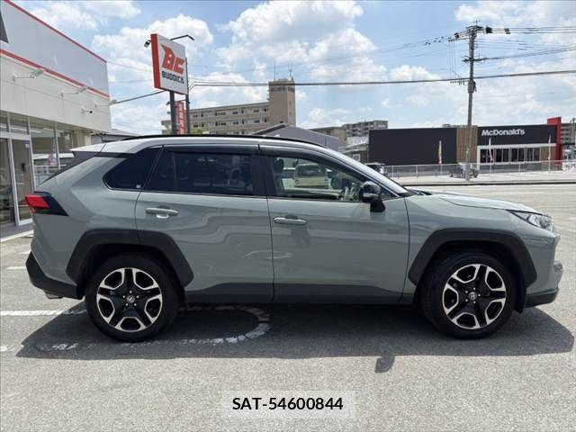 Toyota RAV4 2020-09 7217377-11