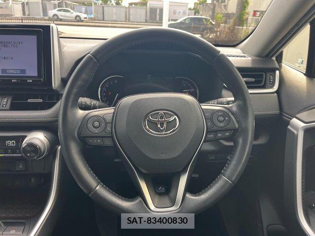 Toyota RAV4 2019-05 7218482-11