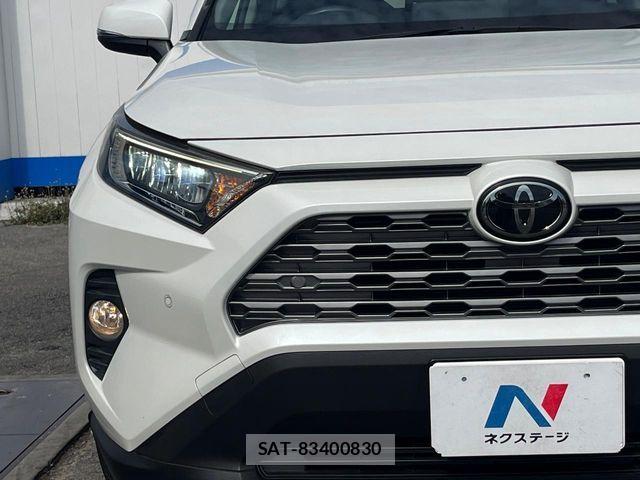 Toyota RAV4 2019-05 7218482-12