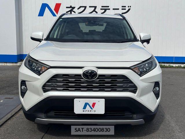 Toyota RAV4 2019-05 7218482-14