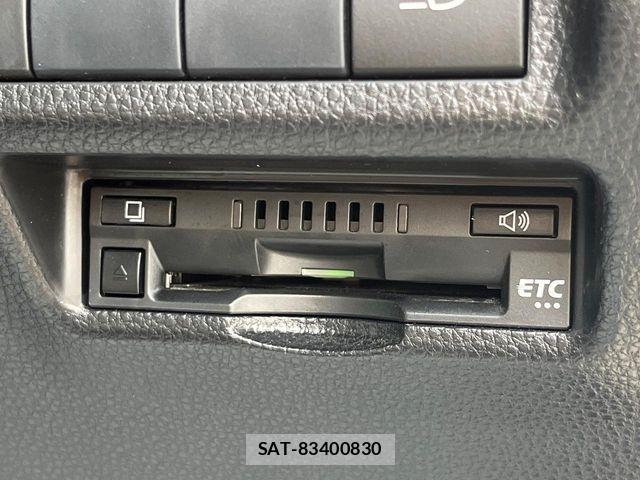 Toyota RAV4 2019-05 7218482-6