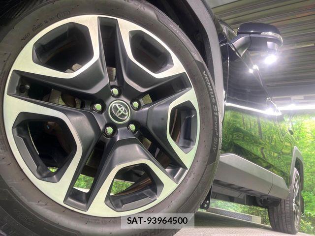 Toyota RAV4 2019-05 7224065-12