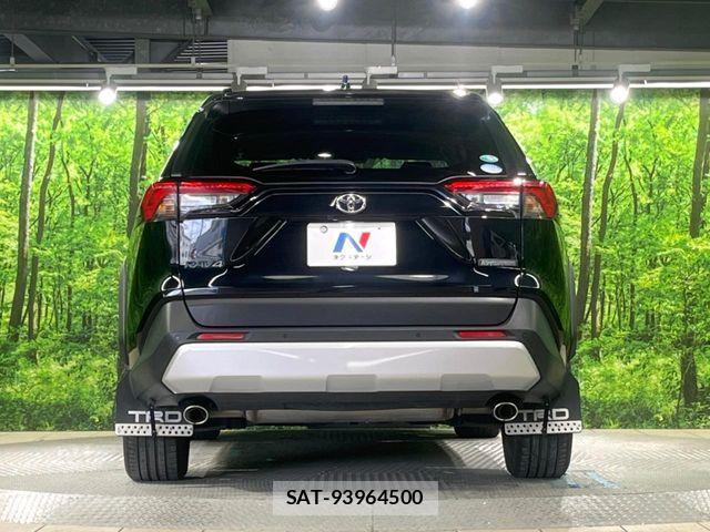 Toyota RAV4 2019-05 7224065-14