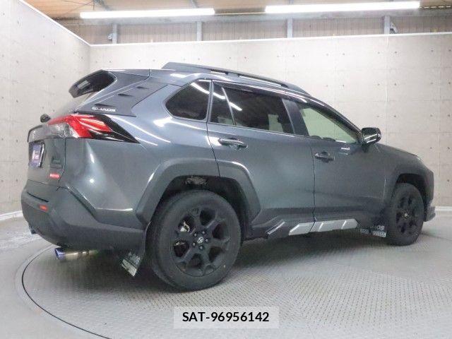 Toyota RAV4 2023-06 7224135-1