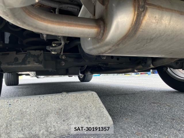 Toyota RAV4 2020-02 7224083-12