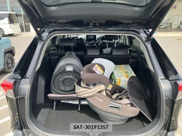 Toyota RAV4 2020-02 7224083-13