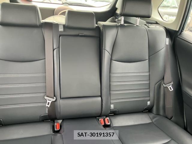 Toyota RAV4 2020-02 7224083-15