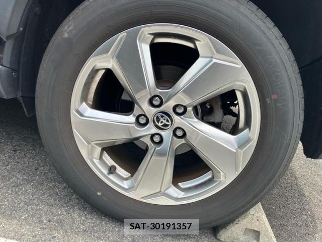 Toyota RAV4 2020-02 7224083-6
