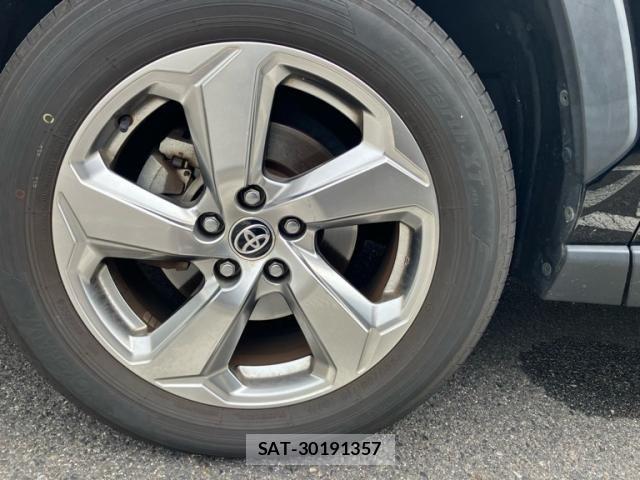 Toyota RAV4 2020-02 7224083-7