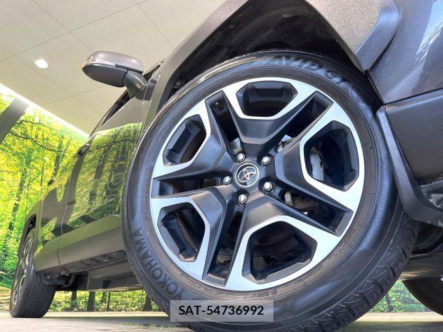 Toyota RAV4 2019-05 7224068-12