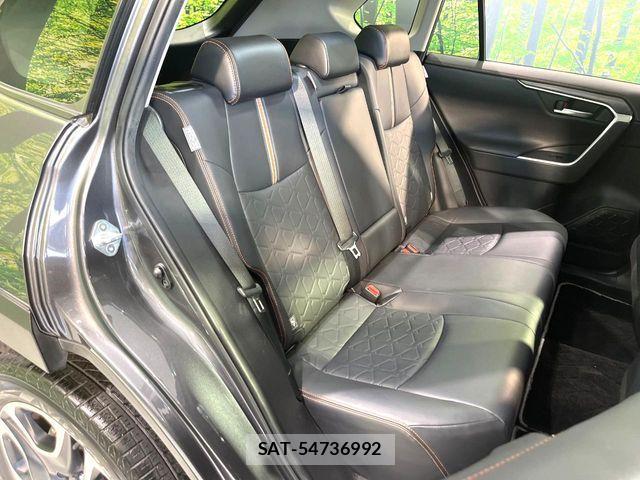 Toyota RAV4 2019-05 7224068-8