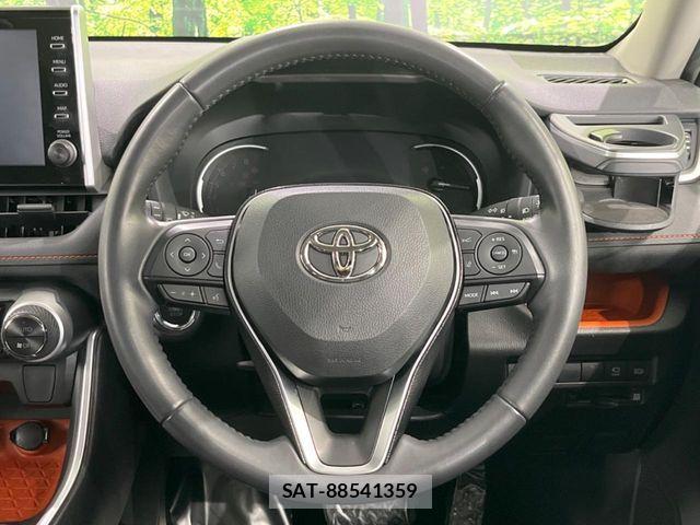 Toyota RAV4 2021-03 7224109-11