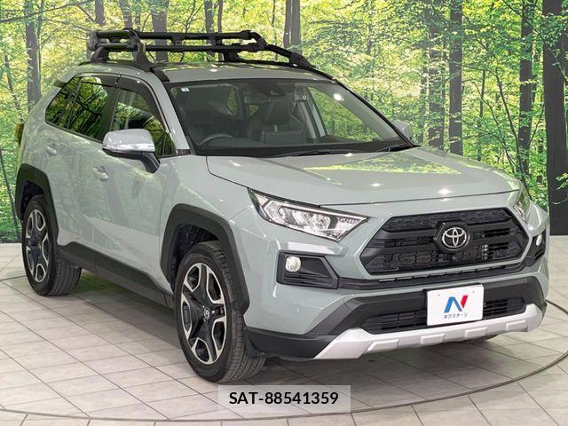 Toyota RAV4 2021-03 7224109-16