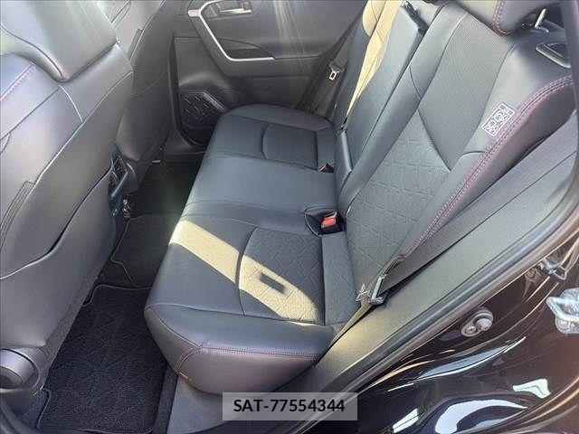 Toyota RAV4 2025-09 7224147-18
