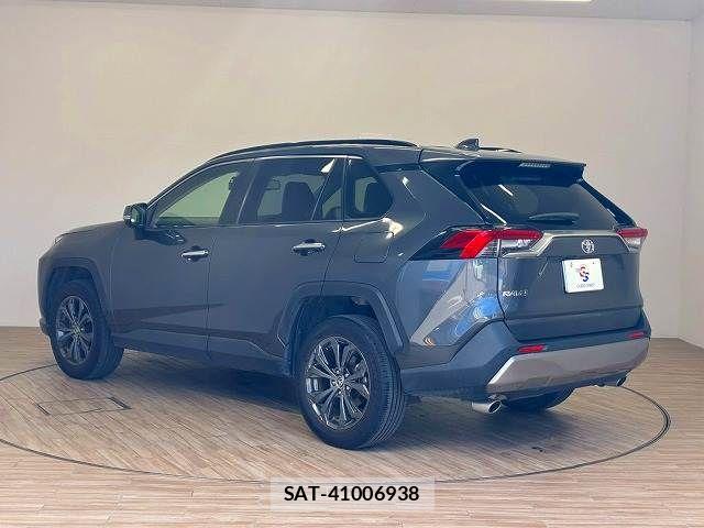 Toyota RAV4 2022-09 7224128-16