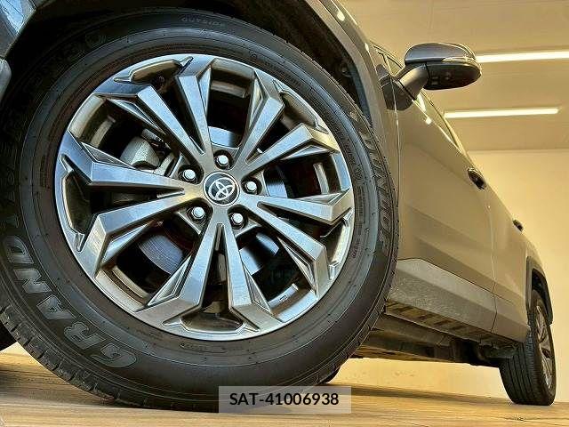 Toyota RAV4 2022-09 7224128-18