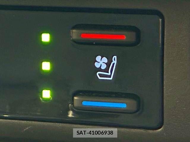 Toyota RAV4 2022-09 7224128-4