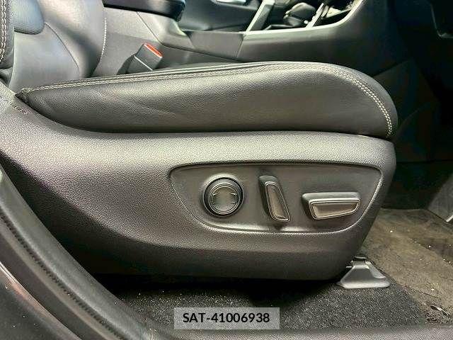 Toyota RAV4 2022-09 7224128-5