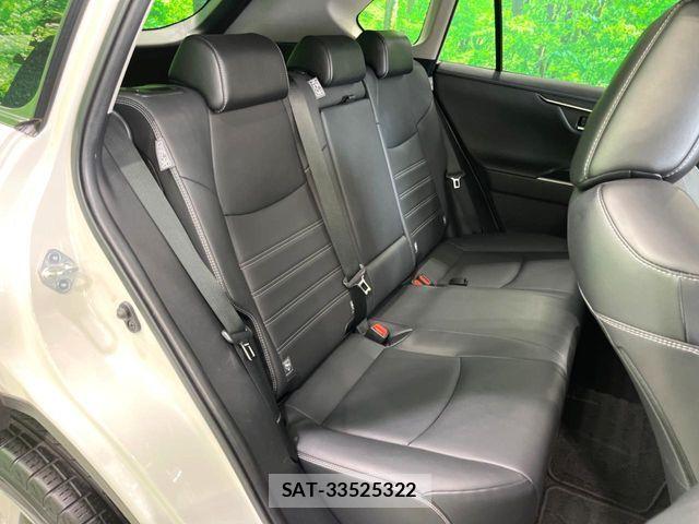 Toyota RAV4 2021-06 7224118-10