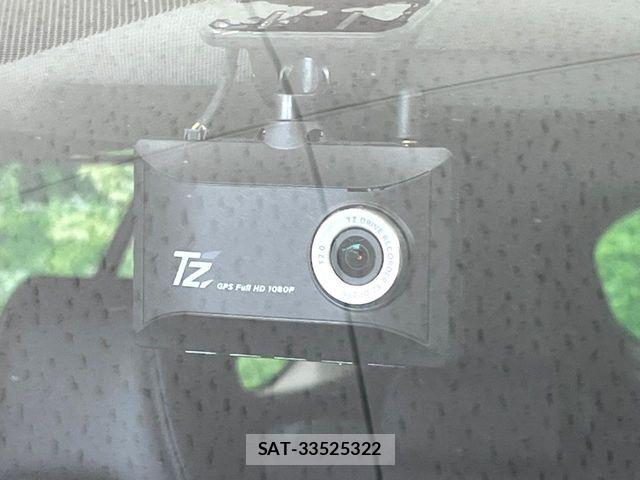 Toyota RAV4 2021-06 7224118-7