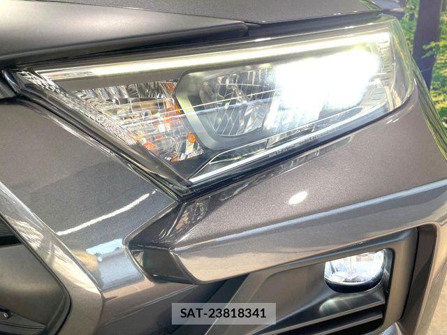 Toyota RAV4 2022-07 7224124-11