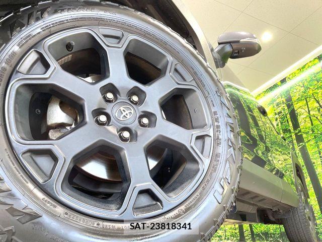Toyota RAV4 2022-07 7224124-12