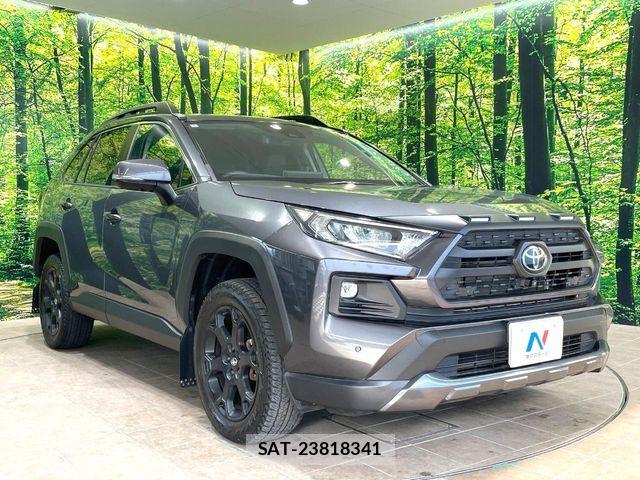 Toyota RAV4 2022-07 7224124-15