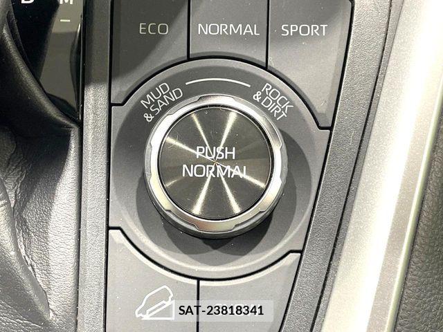 Toyota RAV4 2022-07 7224124-2
