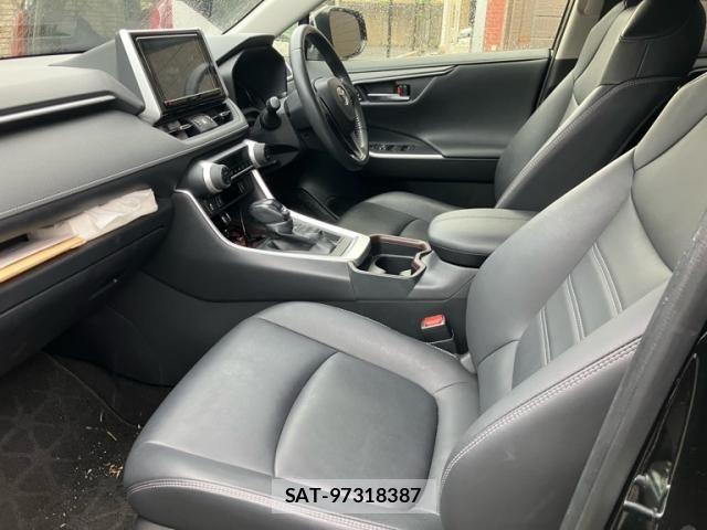 Toyota RAV4 2021-03 7224116-10