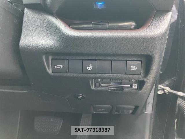 Toyota RAV4 2021-03 7224116-20