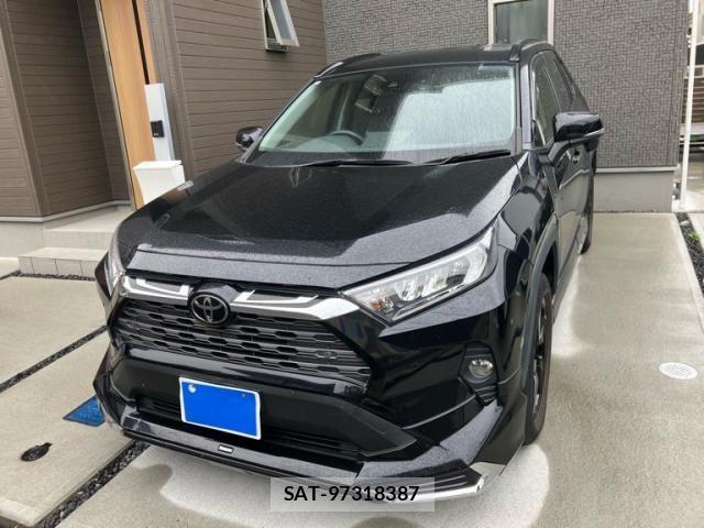 Toyota RAV4 2021-03 7224116-3